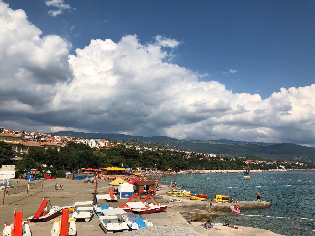 Loft-Beach-Apartments Ratko Novi Vinodolski Exterior foto